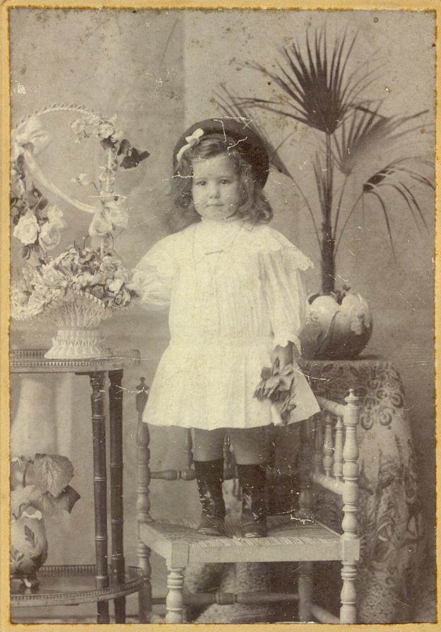 Petra Arana, tía de mi madre (hacia 1903)